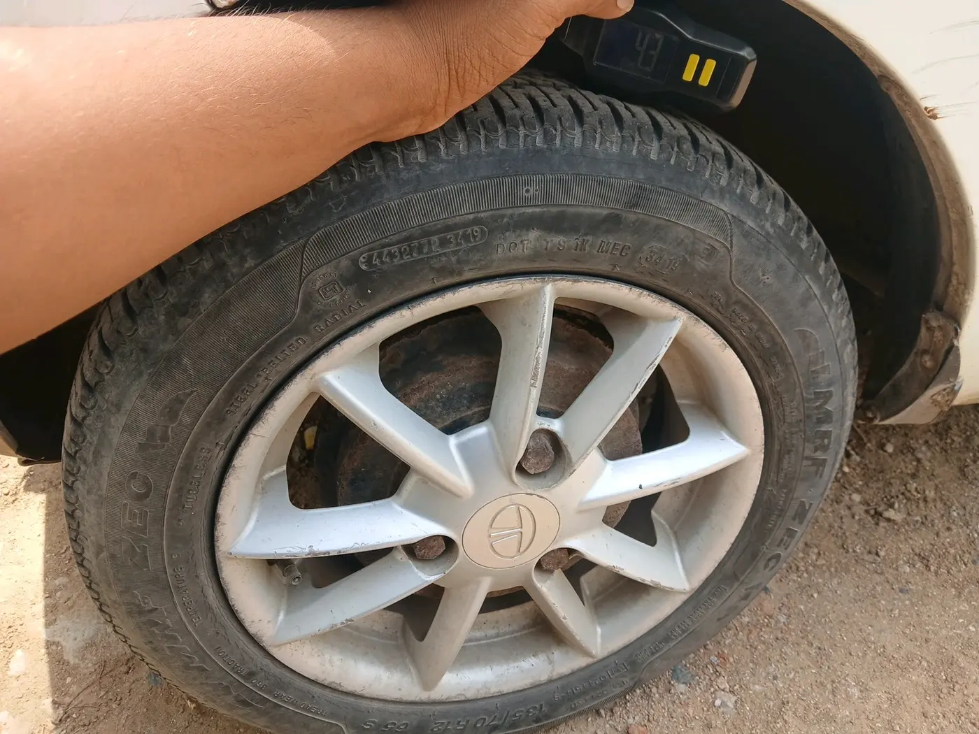 2013 Tata Nano LX, Petrol, Manual, 91,242 km, tyre