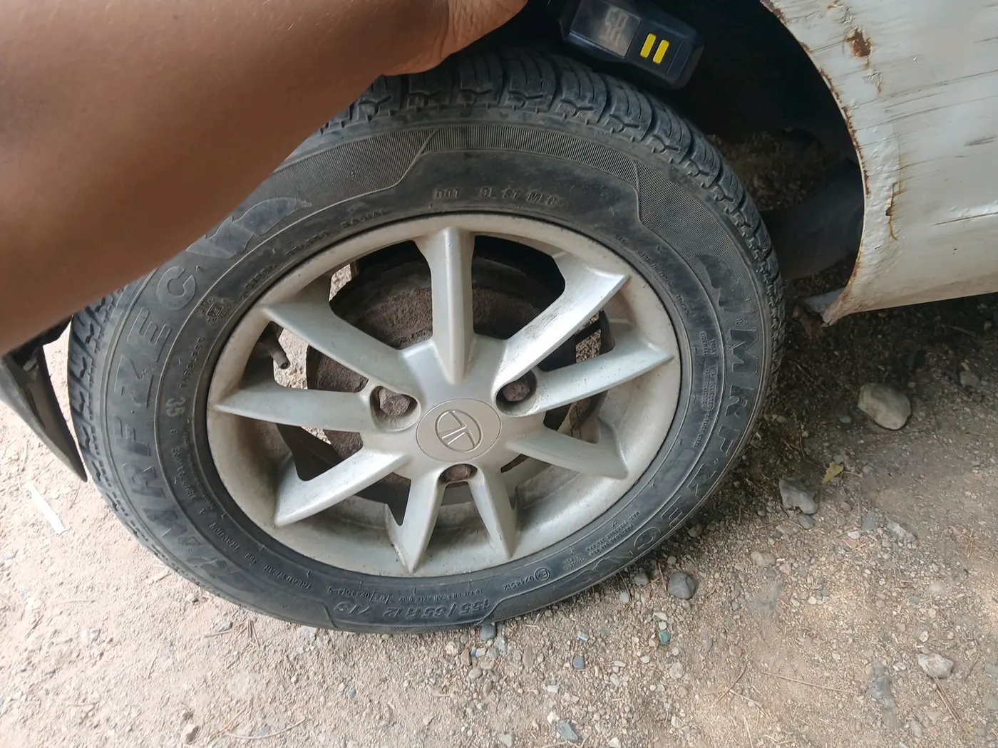 2013 Tata Nano LX, Petrol, Manual, 91,242 km, tyre