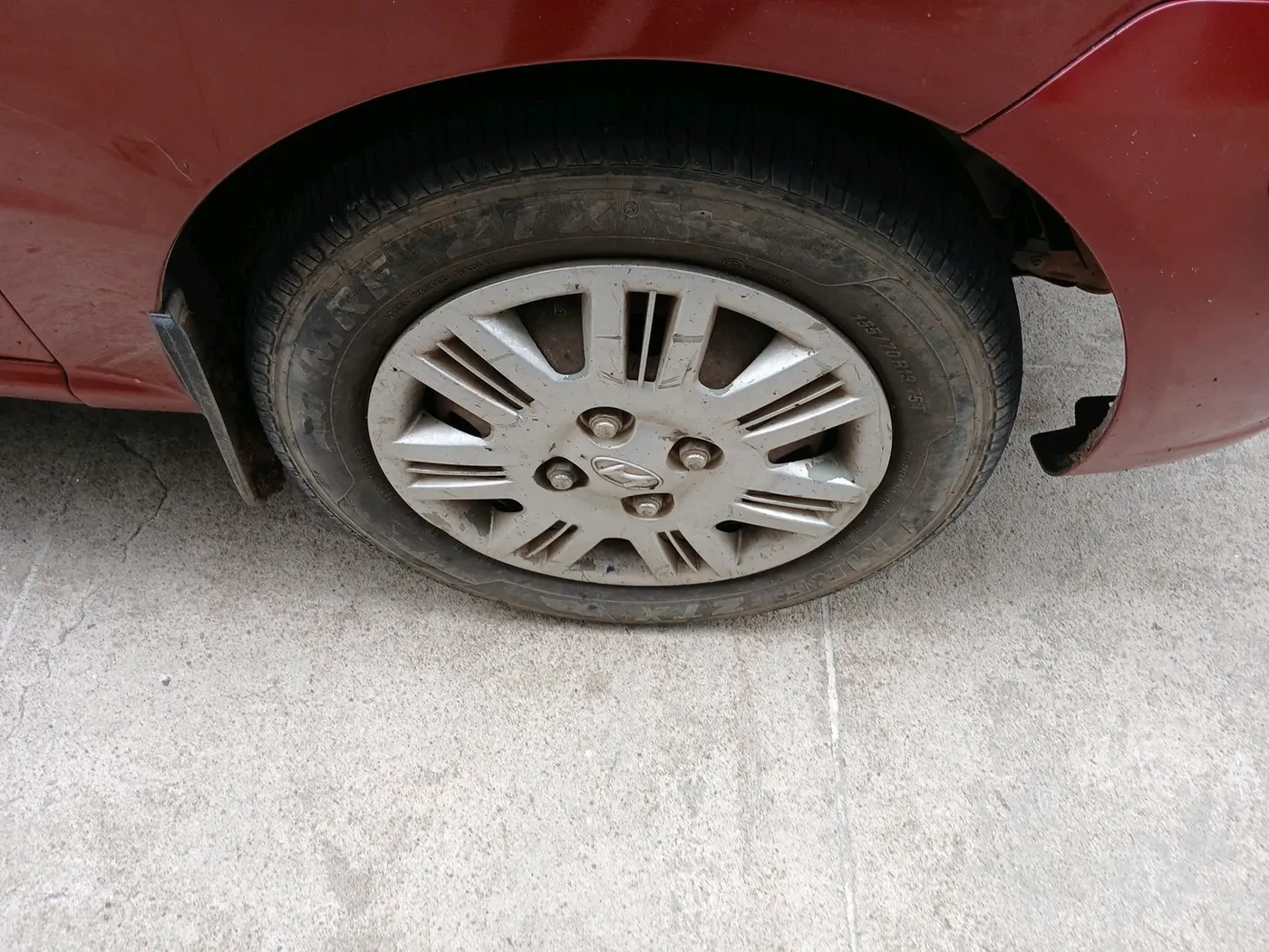 2012 Hyundai Santro Xing GLS LPG, Petrol, Manual, 74,623 km, tyre