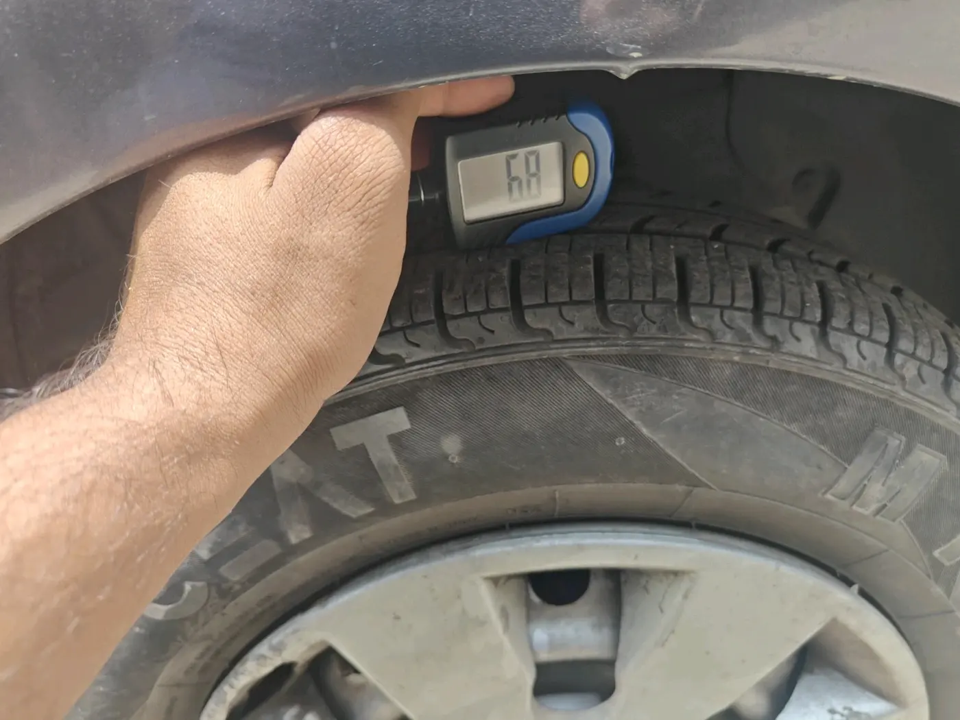 2019 Hyundai NEW SANTRO ERA, Petrol, Manual, 72,382 km, tyre
