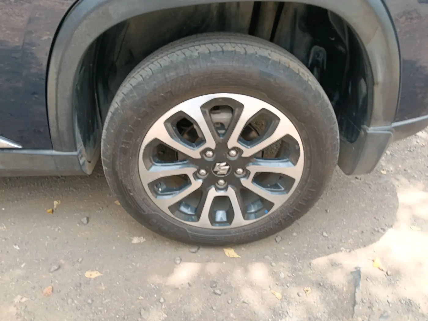 2024 Maruti Grand Vitara DELTA SMART HYBRID, Petrol, Manual, 16,039 km, tyre