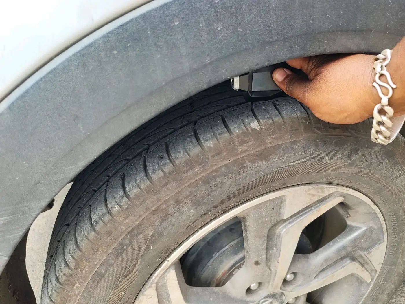 2019 Hyundai Creta SX AT 1.6 PETROL, Petrol, Automatic, 1,30,915 km, tyre