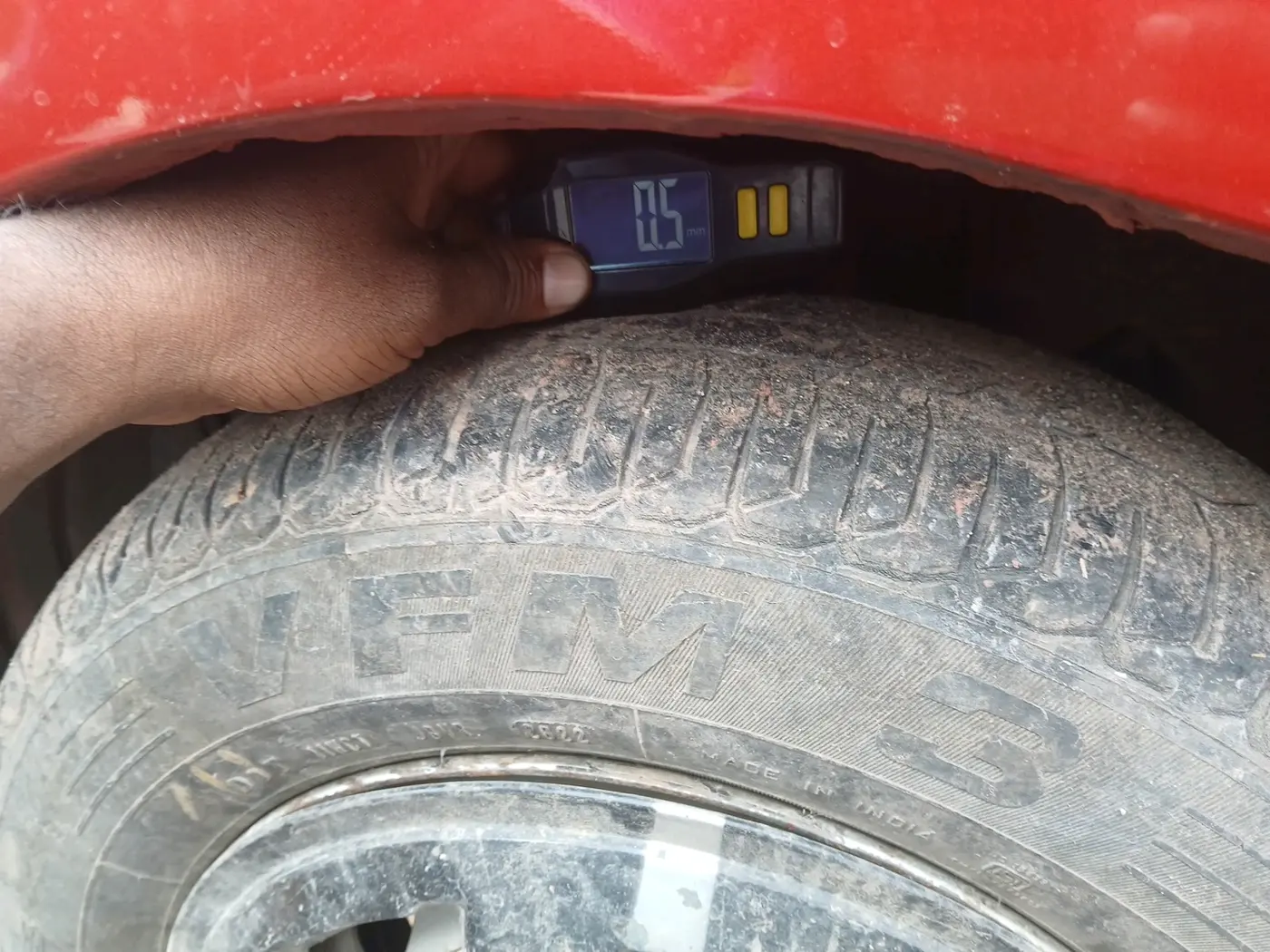 2018 Tata Tiago XZ PETROL, Petrol, Manual, 36,217 km, tyre