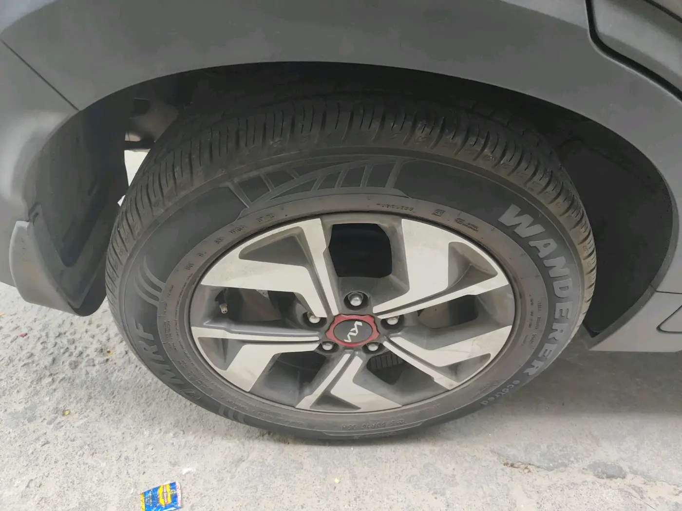 2023 KIA SONET GTX PLUS 1.0 DCT, Petrol, Automatic, 22,613 km, tyre