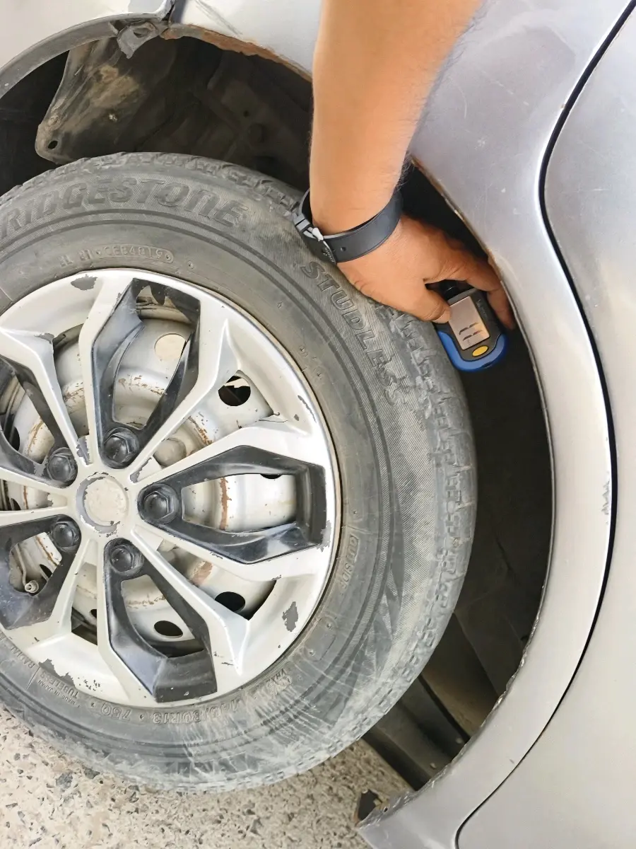 2017 Maruti Wagon R 1.0 LXI CNG, CNG, Manual, 76,222 km, tyre