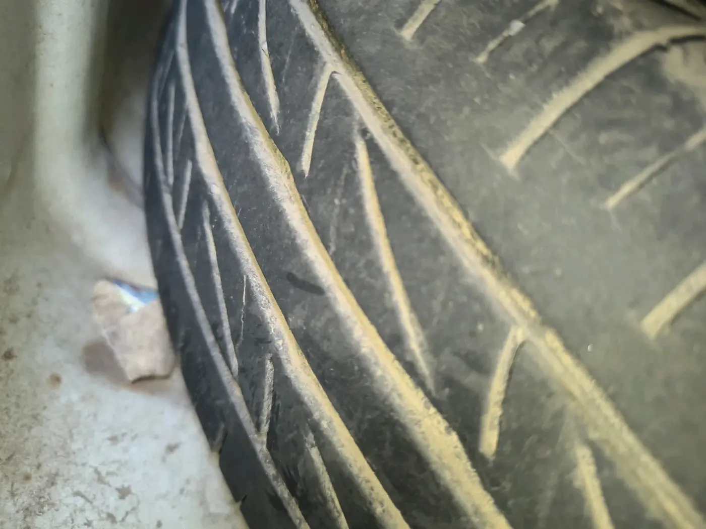 2011 Hyundai Santro Xing GLS, CNG, Manual, 1,00,711 km, tyre