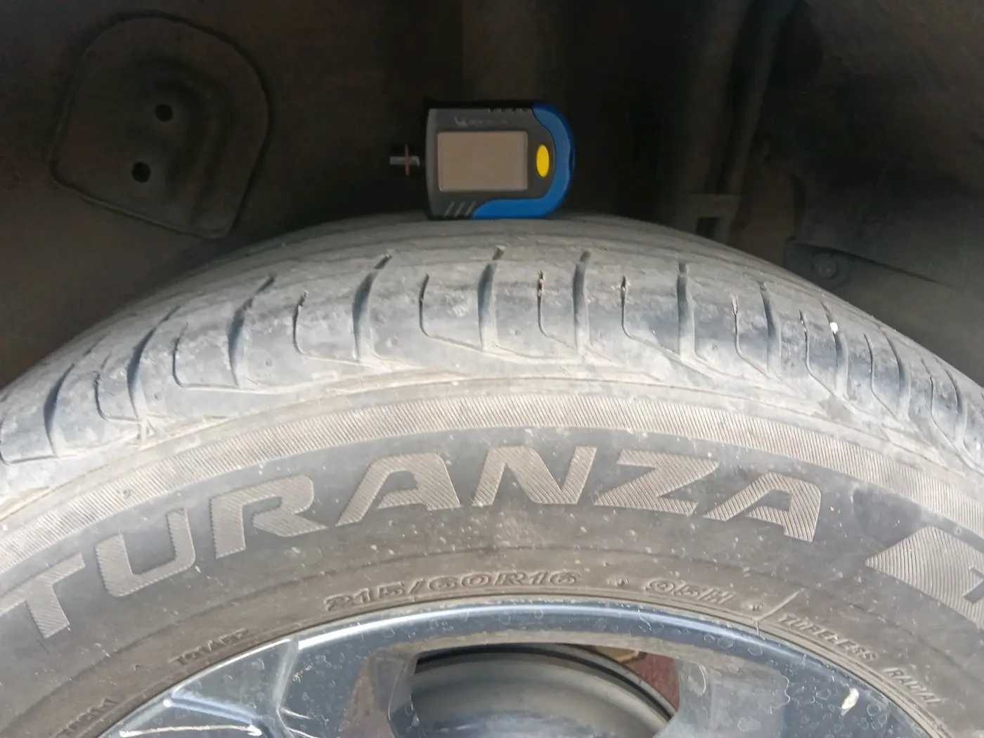 2021 Tata NEXON XZ PLUS (O) PETROL DARK EDITION, Petrol, Manual, 67,664 km, tyre