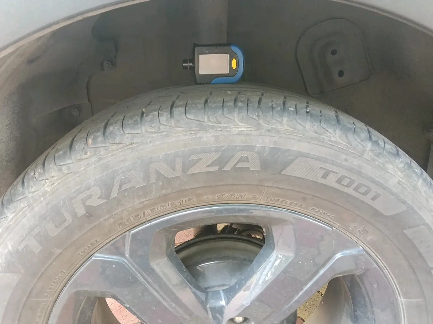 2021 Tata NEXON XZ PLUS (O) PETROL DARK EDITION, Petrol, Manual, 67,664 km, tyre