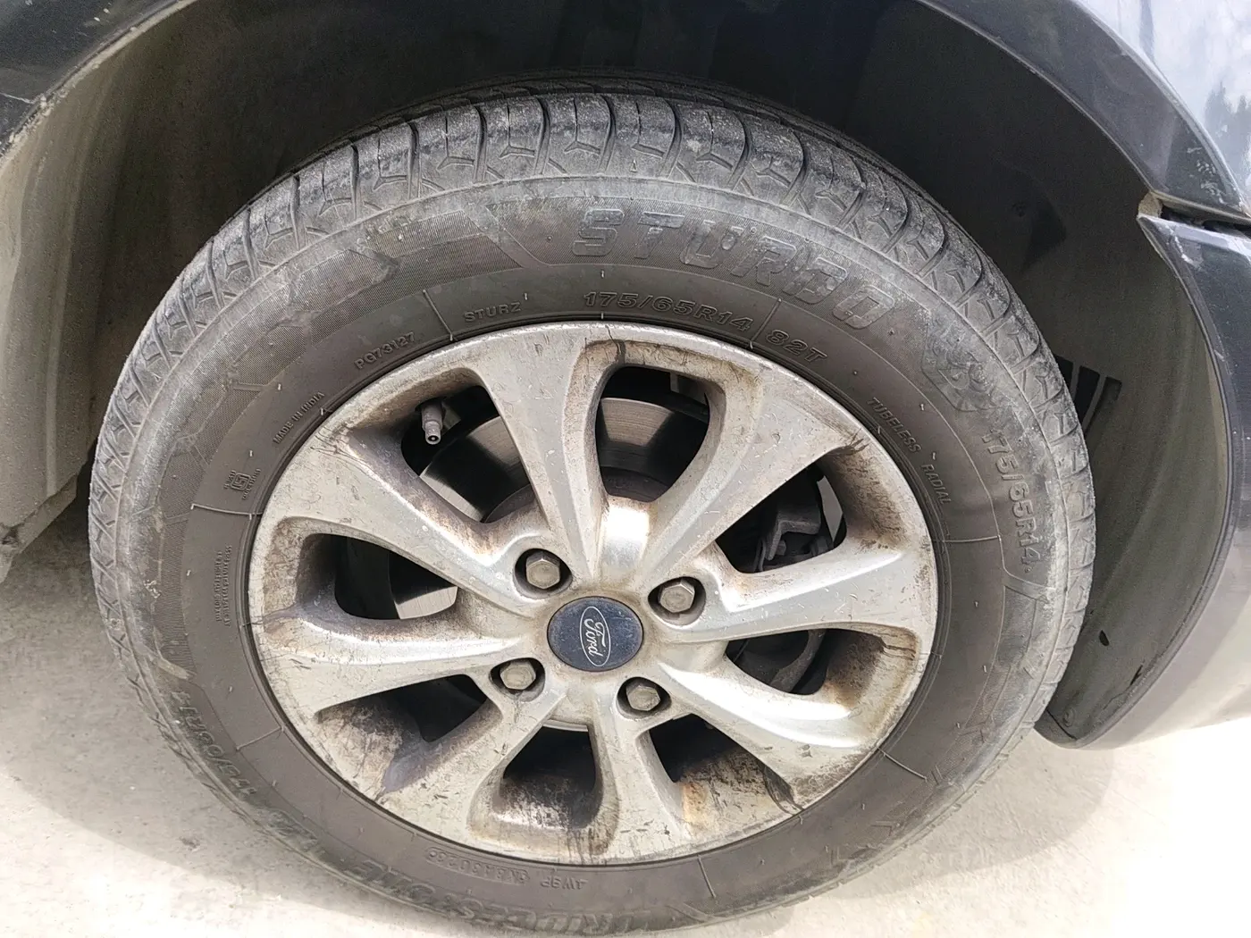2012 Ford Classic 1.4 TITANIUM DIESEL, Diesel, Manual, 1,03,062 km, tyre