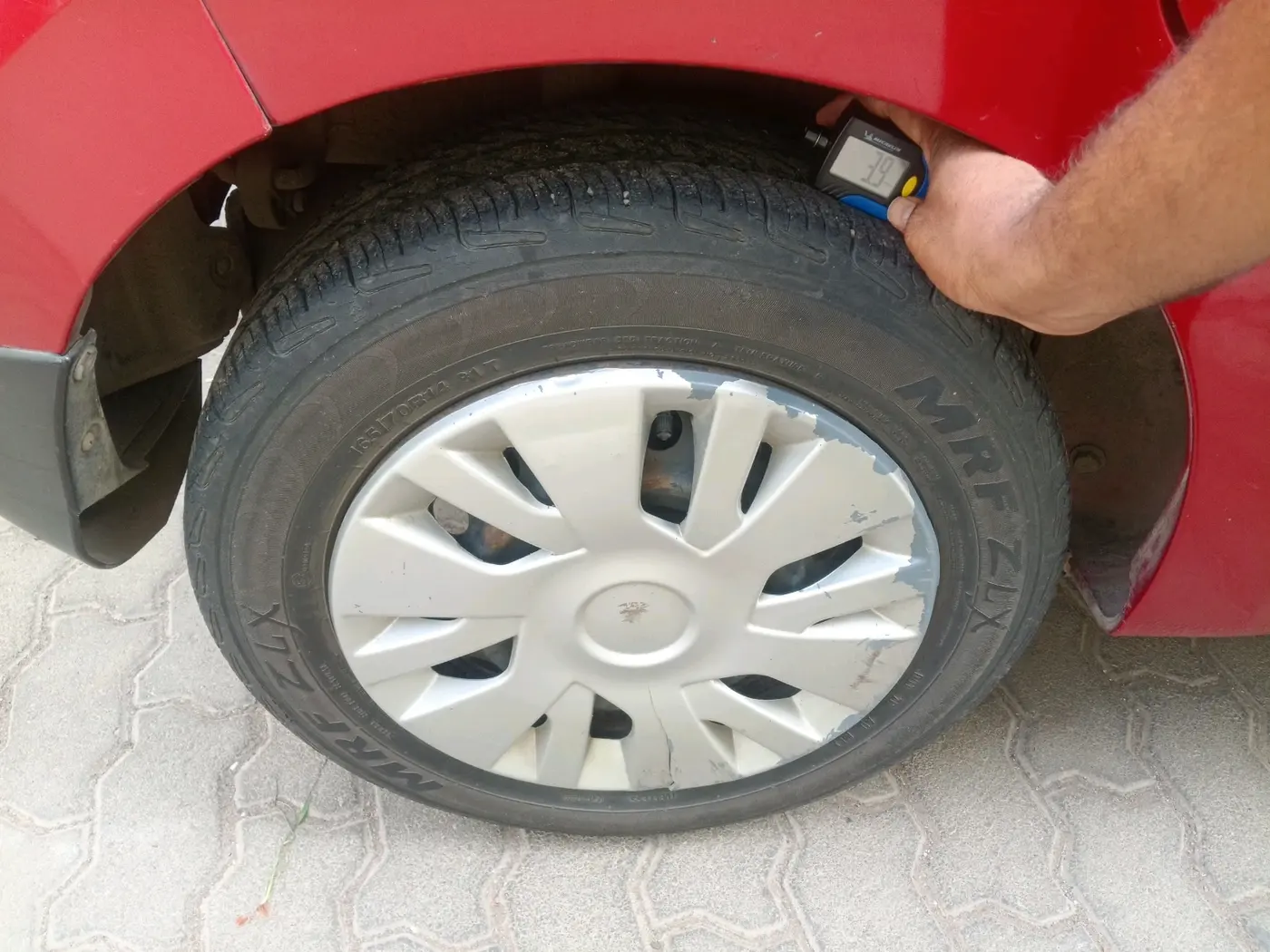 2017 Maruti Celerio VXI CNG, CNG, Manual, 94,306 km, tyre