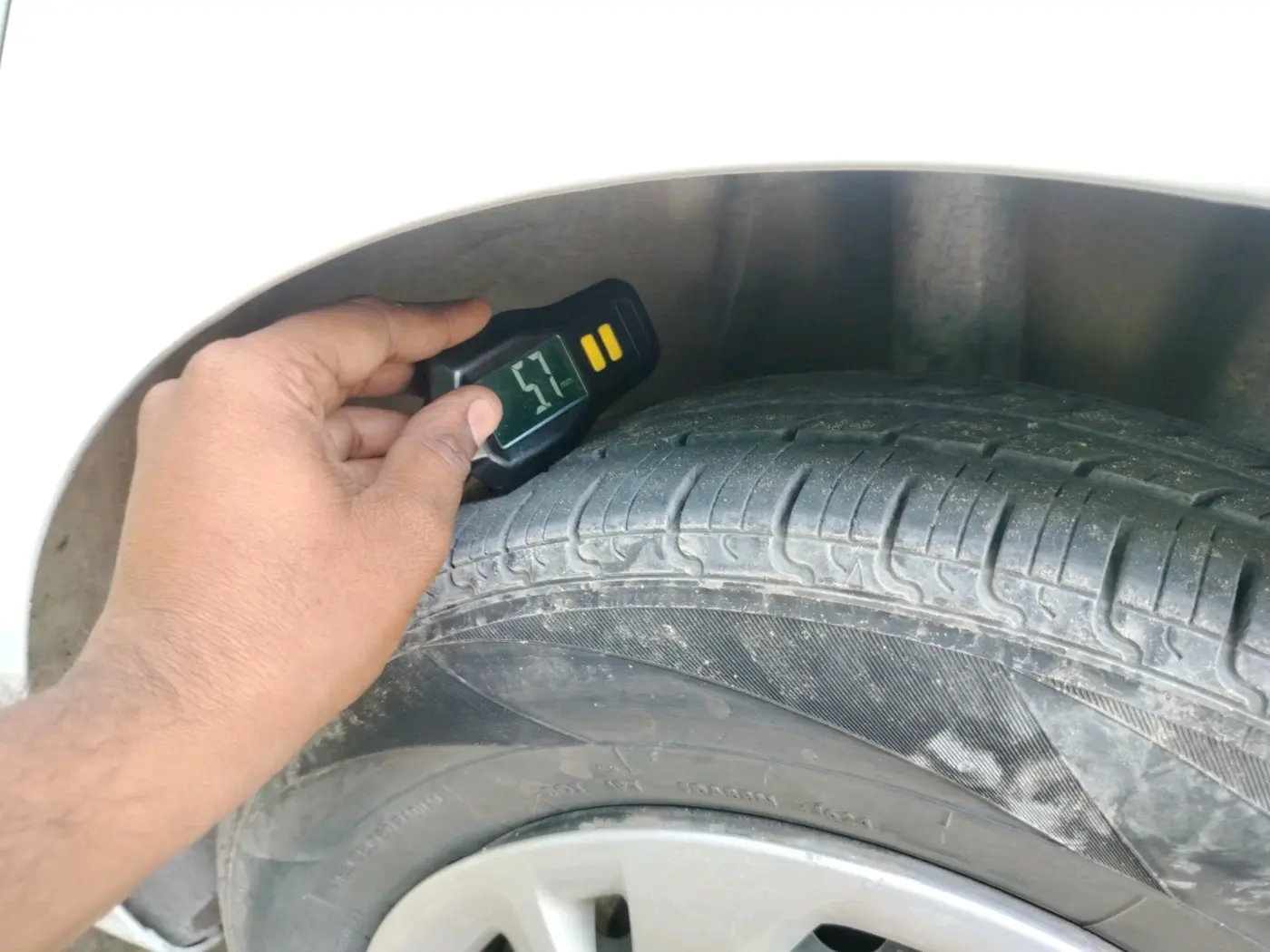 2020 Hyundai AURA S 1.2 CNG, CNG, Manual, 1,11,001 km, tyre