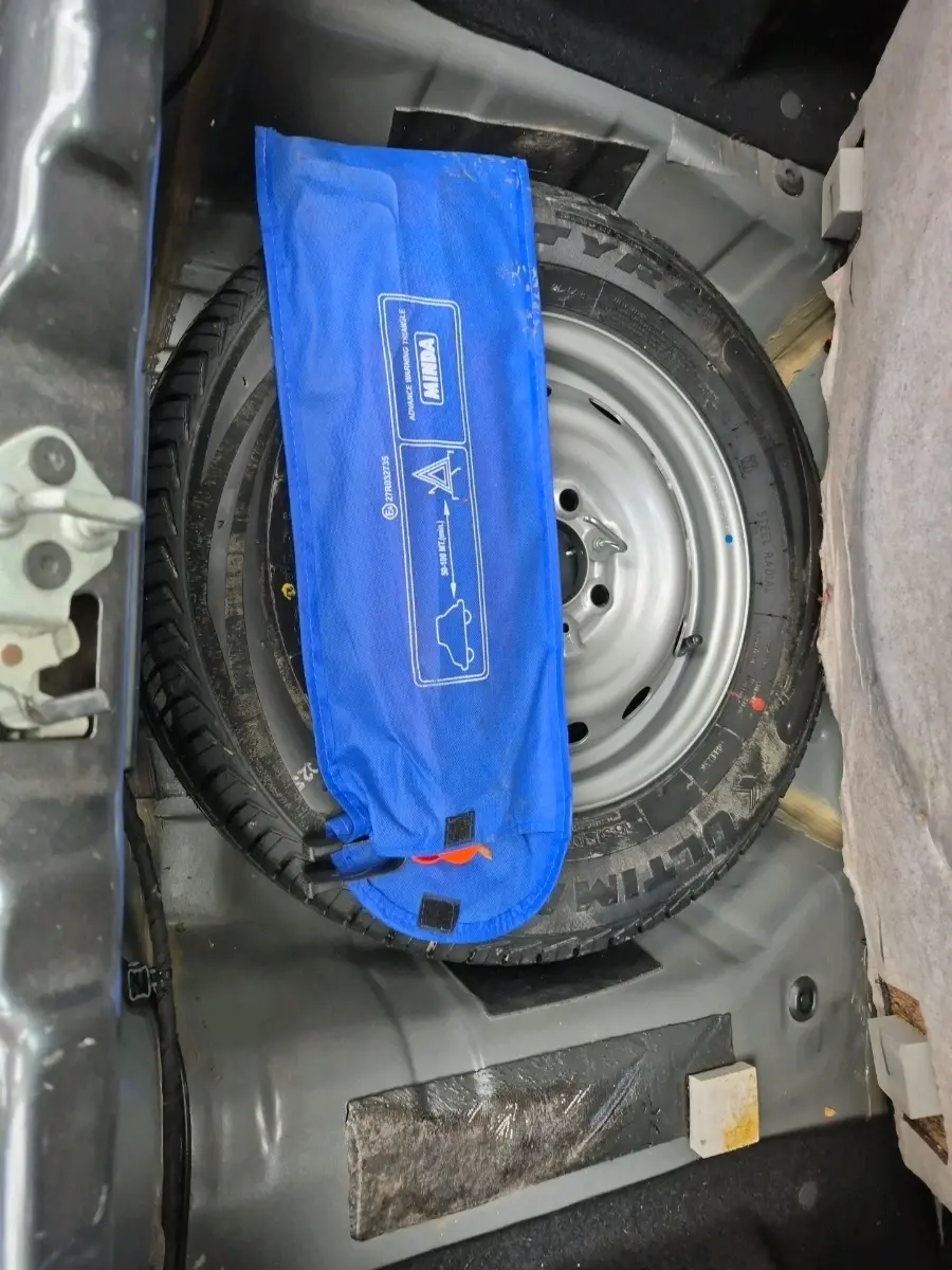 2022 Tata TIAGO NRG XZ AMT, Petrol, Automatic, 12,925 km, tyre