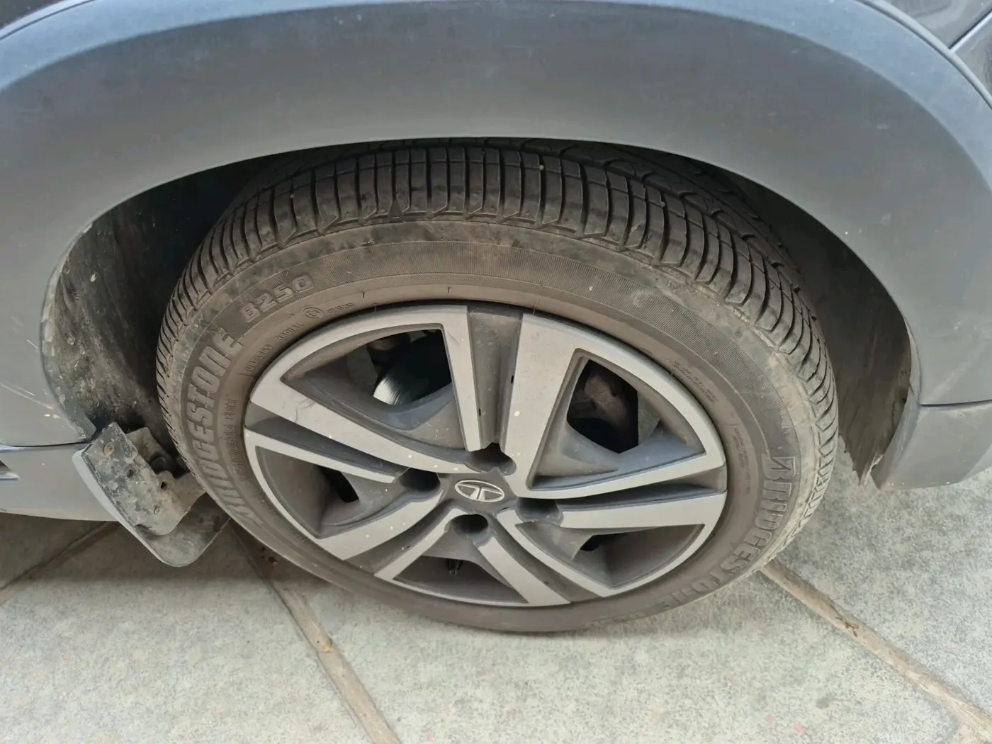 2022 Tata TIAGO NRG XZ AMT, Petrol, Automatic, 12,925 km, tyre