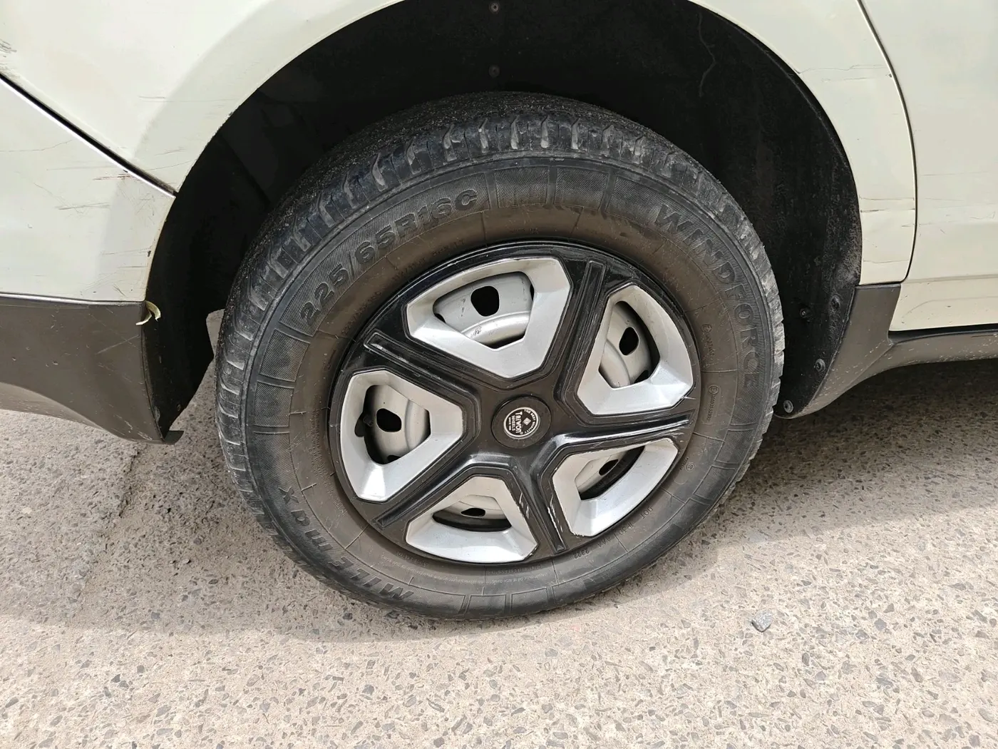 2018 Mahindra MARAZZO M2 7STR, Diesel, Manual, 69,139 km, tyre