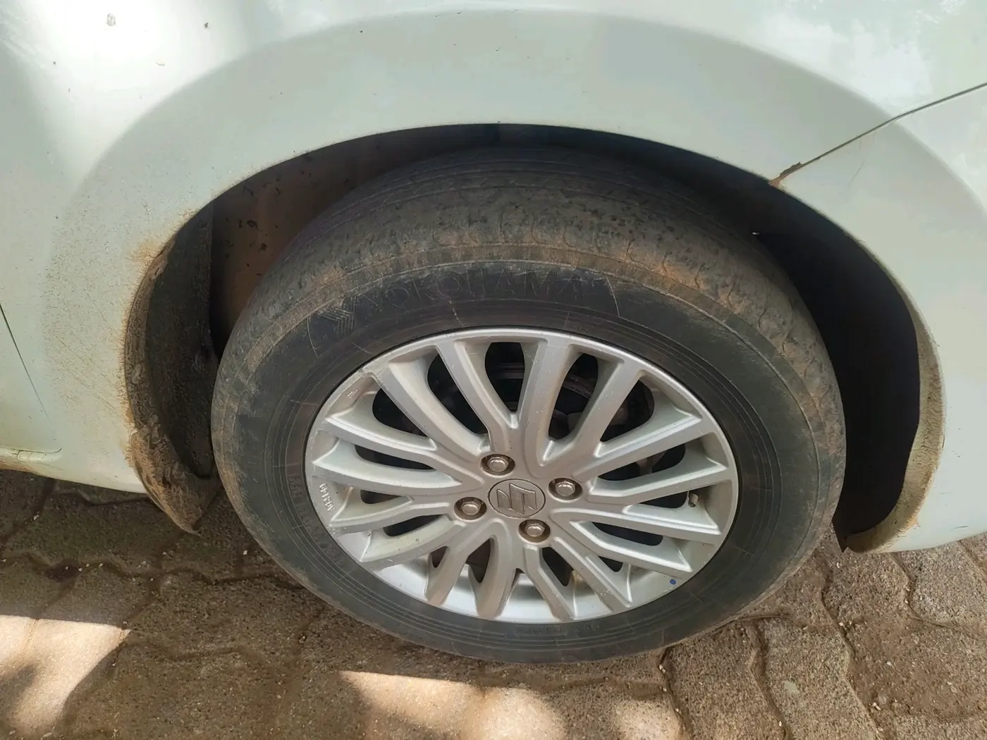 2019 Maruti Dzire ZXI, Petrol, Manual, 1,48,573 km, tyre