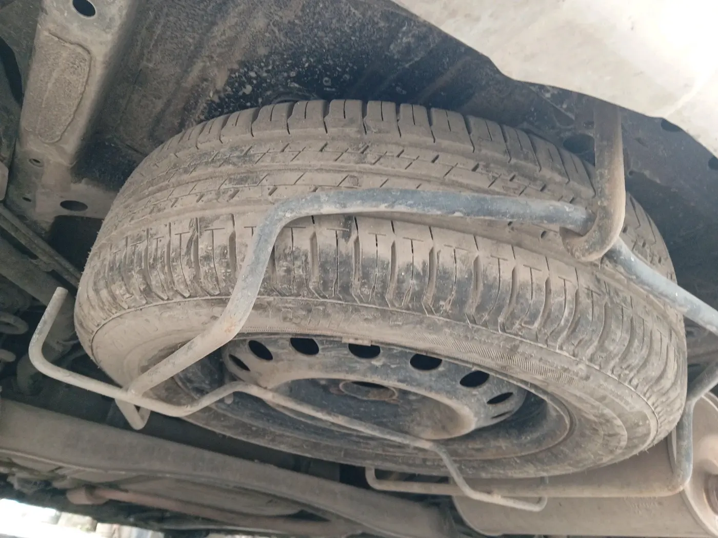 2022 Maruti XL6 ALPHA AT, Petrol, Automatic, 92,841 km, tyre