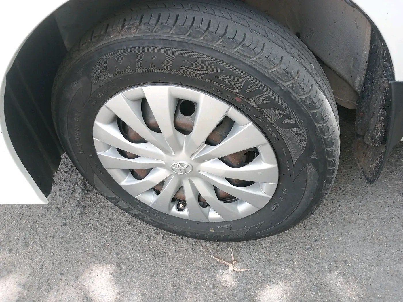 2018 Toyota Etios GXD PLATINUM, Diesel, Manual, 1,15,874 km, tyre