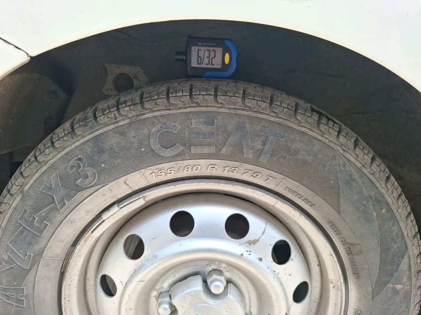 2011 Hyundai i10 ERA 1.1, Petrol, Manual, 93,328 km, tyre