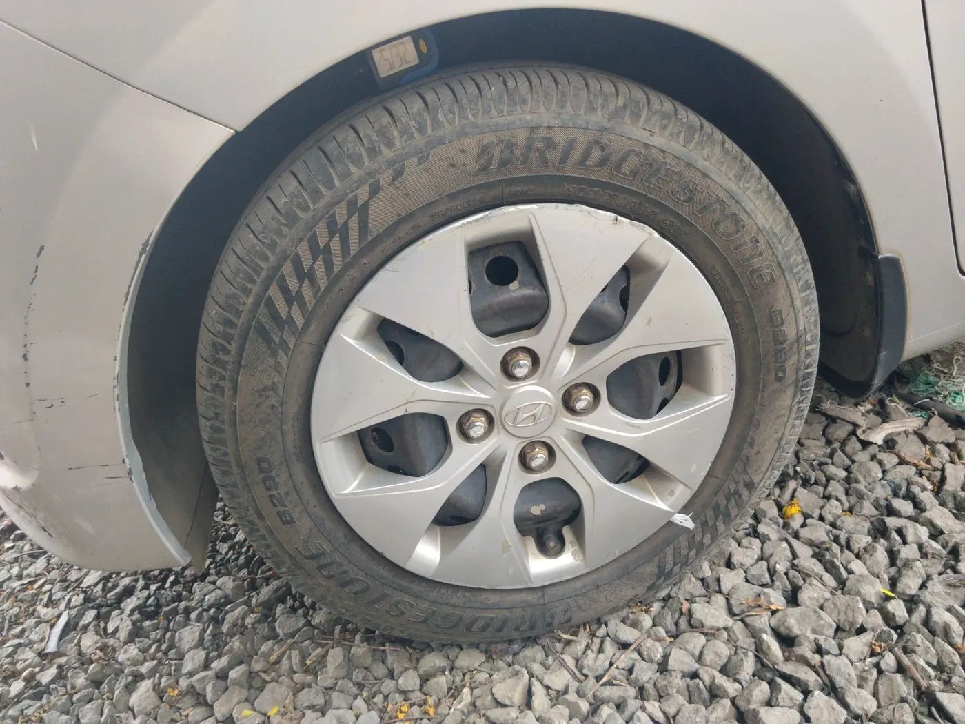 2014 Hyundai Xcent S 1.2, Petrol, Manual, 50,929 km, tyre