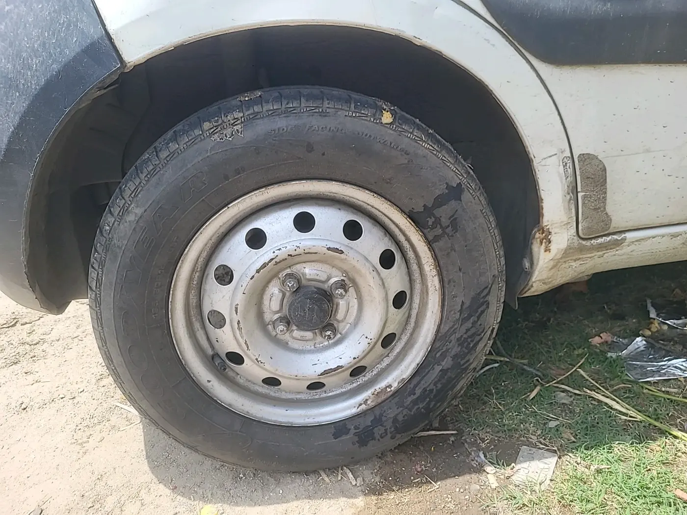 2016 Maruti Ritz LDI, Diesel, Manual, 1,10,455 km, tyre