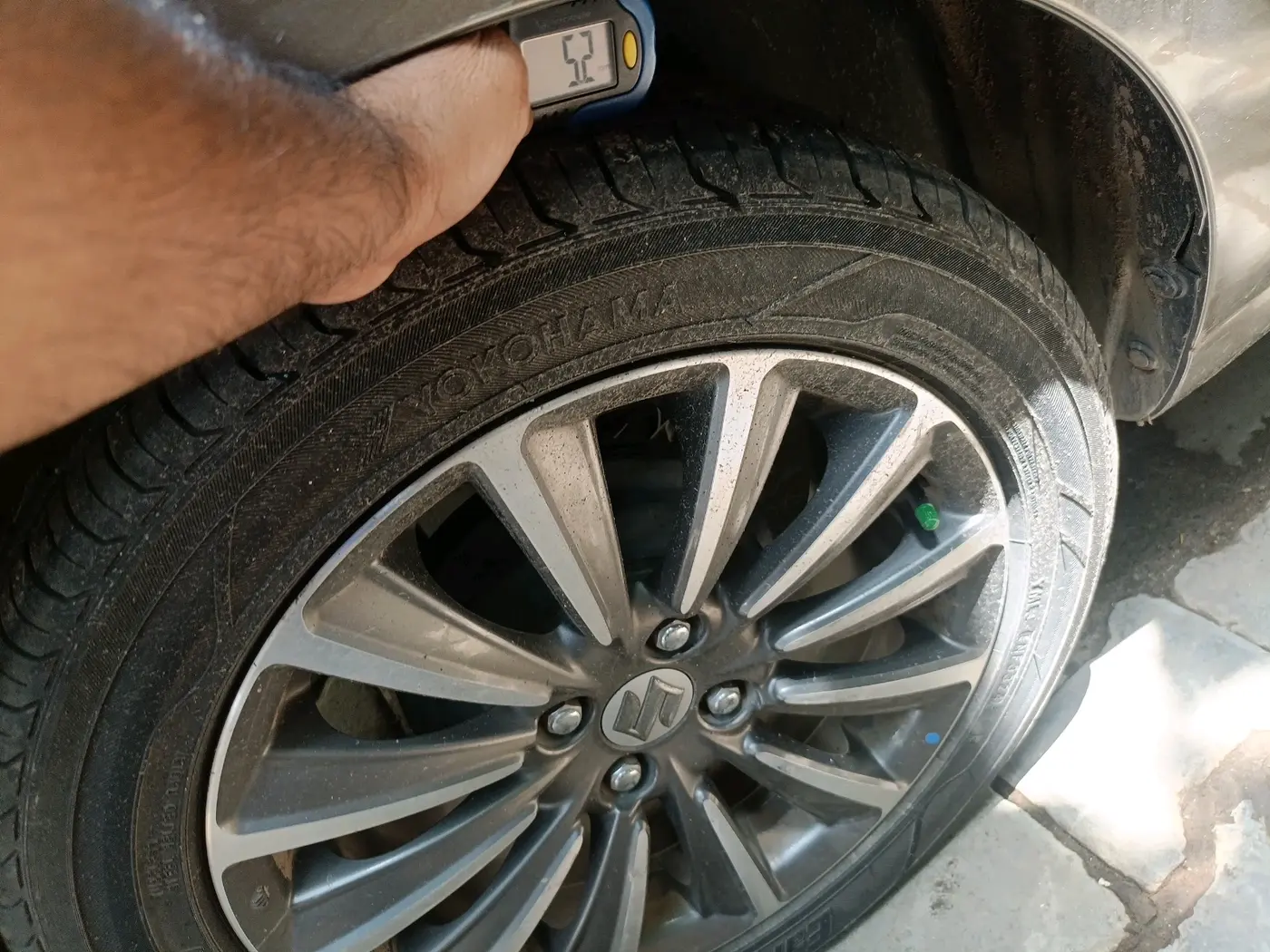 2020 Maruti Ciaz ALPHA  AT 1.5 SHVS PETROL, Petrol, Automatic, 1,05,300 km, tyre
