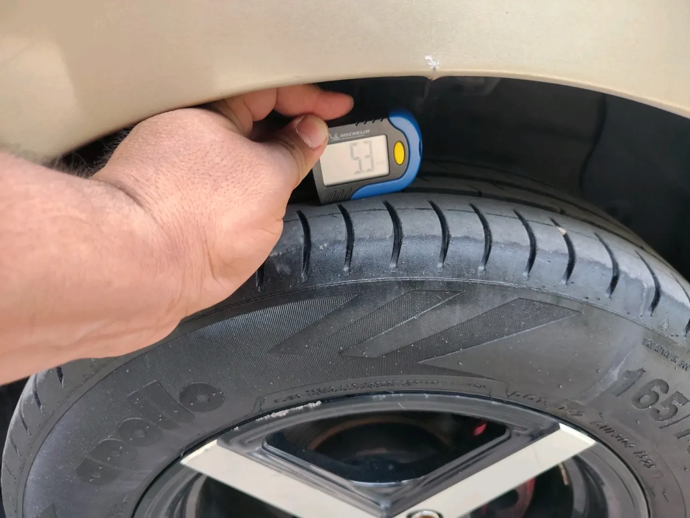 2019 Hyundai NEW SANTRO SPORTZ CNG, CNG, Manual, 1,27,567 km, tyre