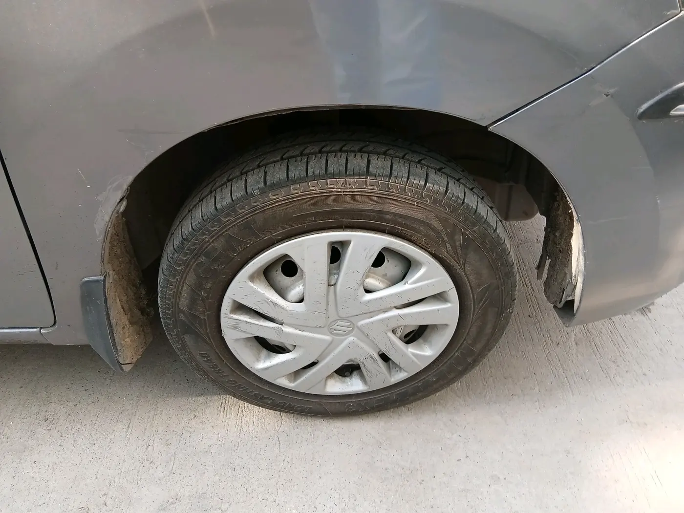 2016 Maruti Wagon R 1.0 LXI CNG, CNG, Manual, 1,11,584 km, tyre
