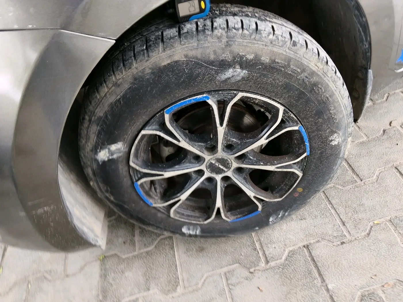 2018 Maruti Swift VXI AMT, Petrol, Automatic, 10,457 km, tyre