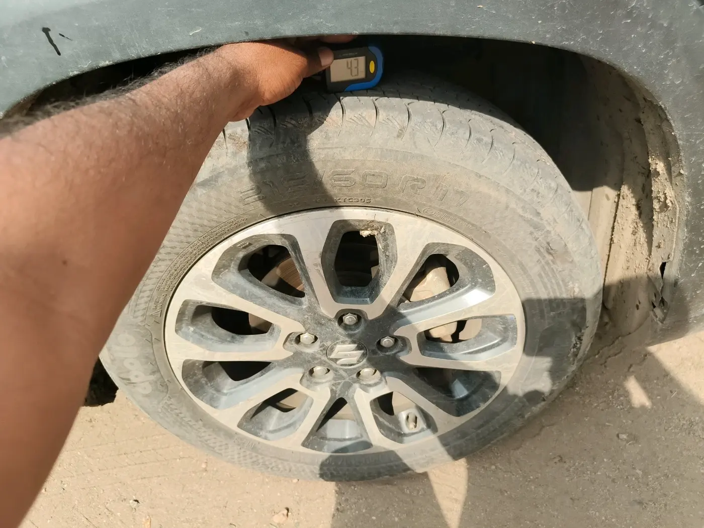 2023 Maruti Grand Vitara ZETA SMART HYBRID, Petrol, Manual, 1,19,626 km, tyre