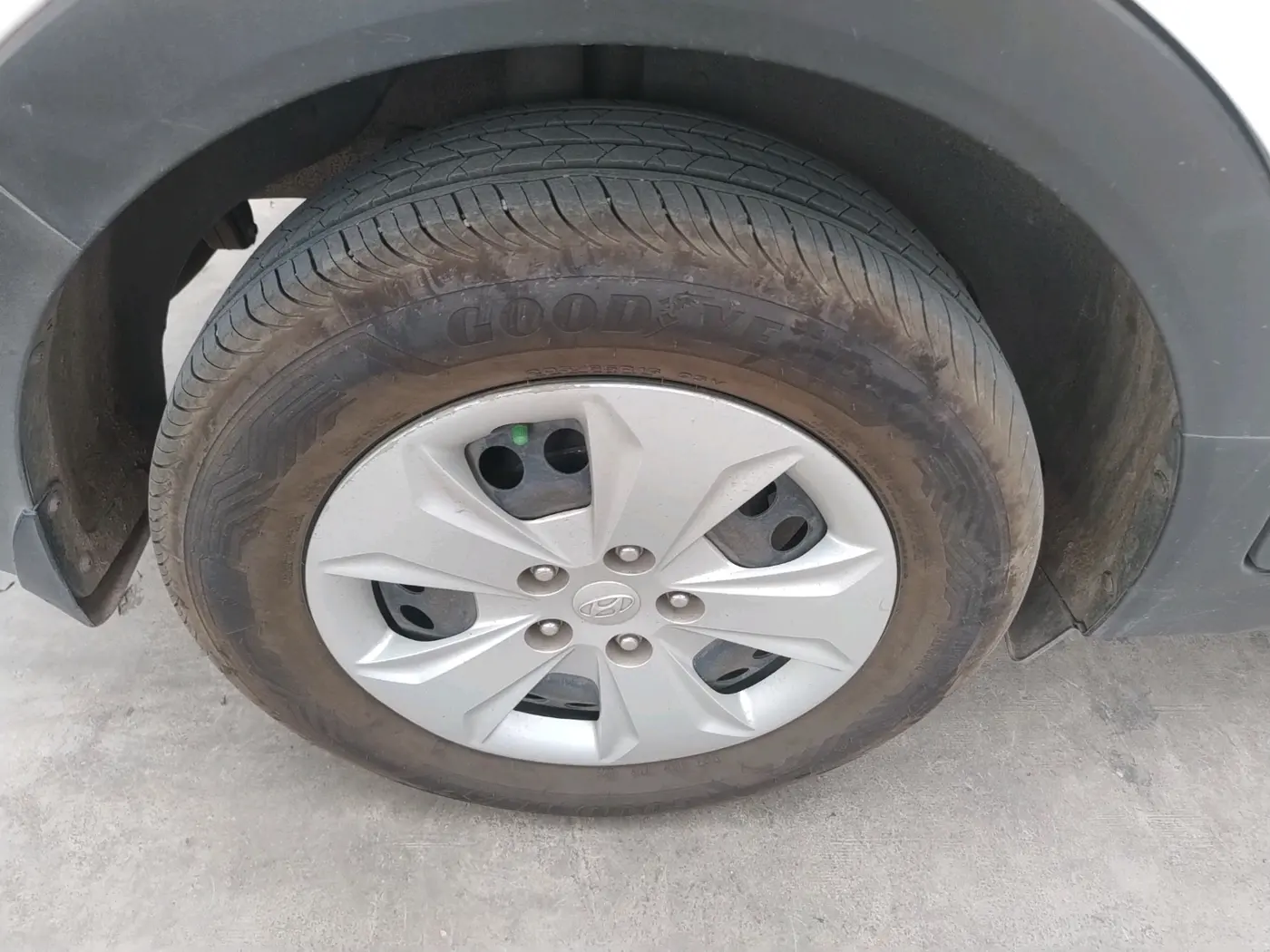 2019 Hyundai Creta E PLUS 1.4 DIESEL, Diesel, Manual, 1,74,845 km, tyre