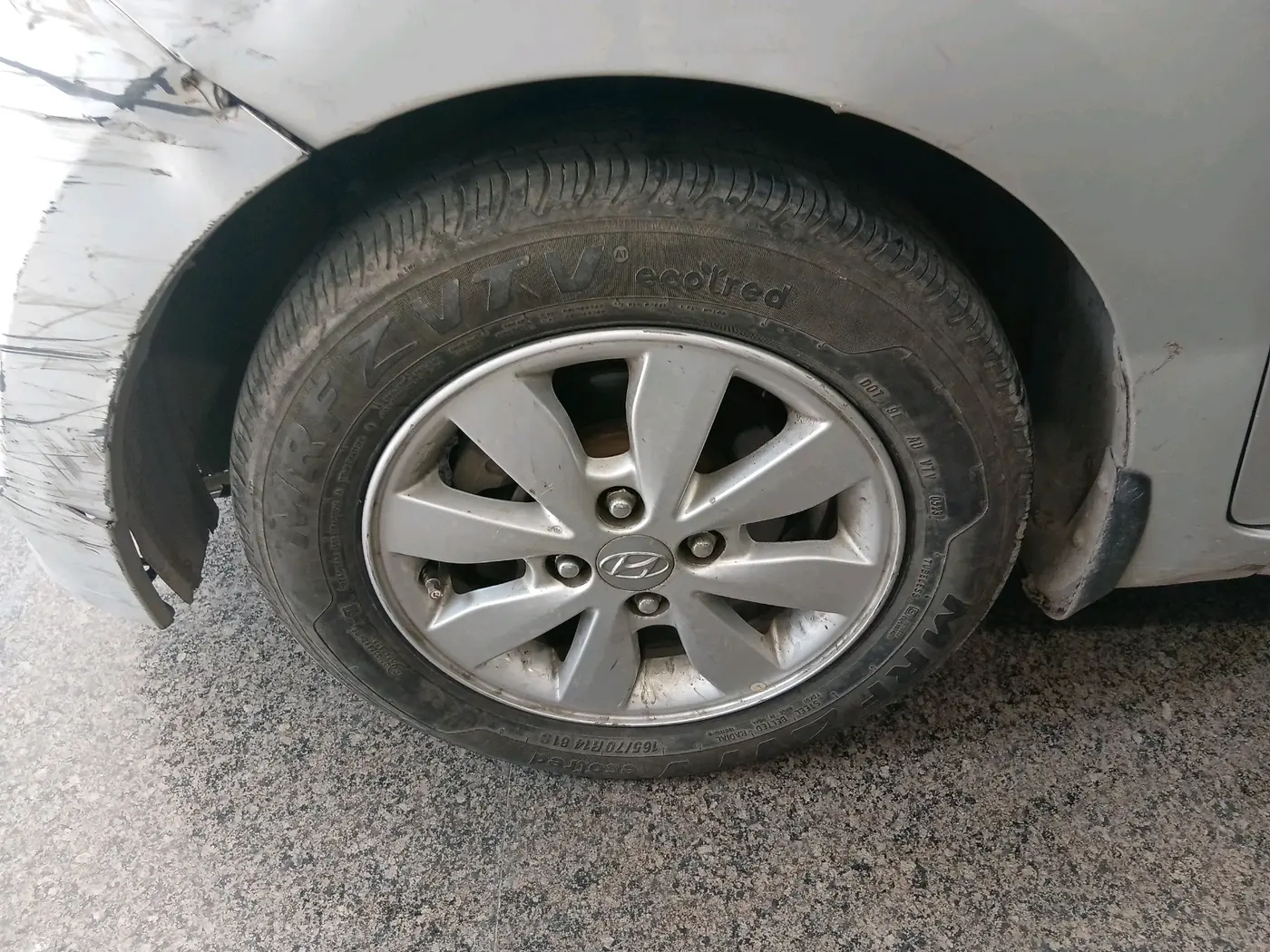 2014 Hyundai Xcent S (O) 1.2, Petrol, Manual, 41,296 km, tyre