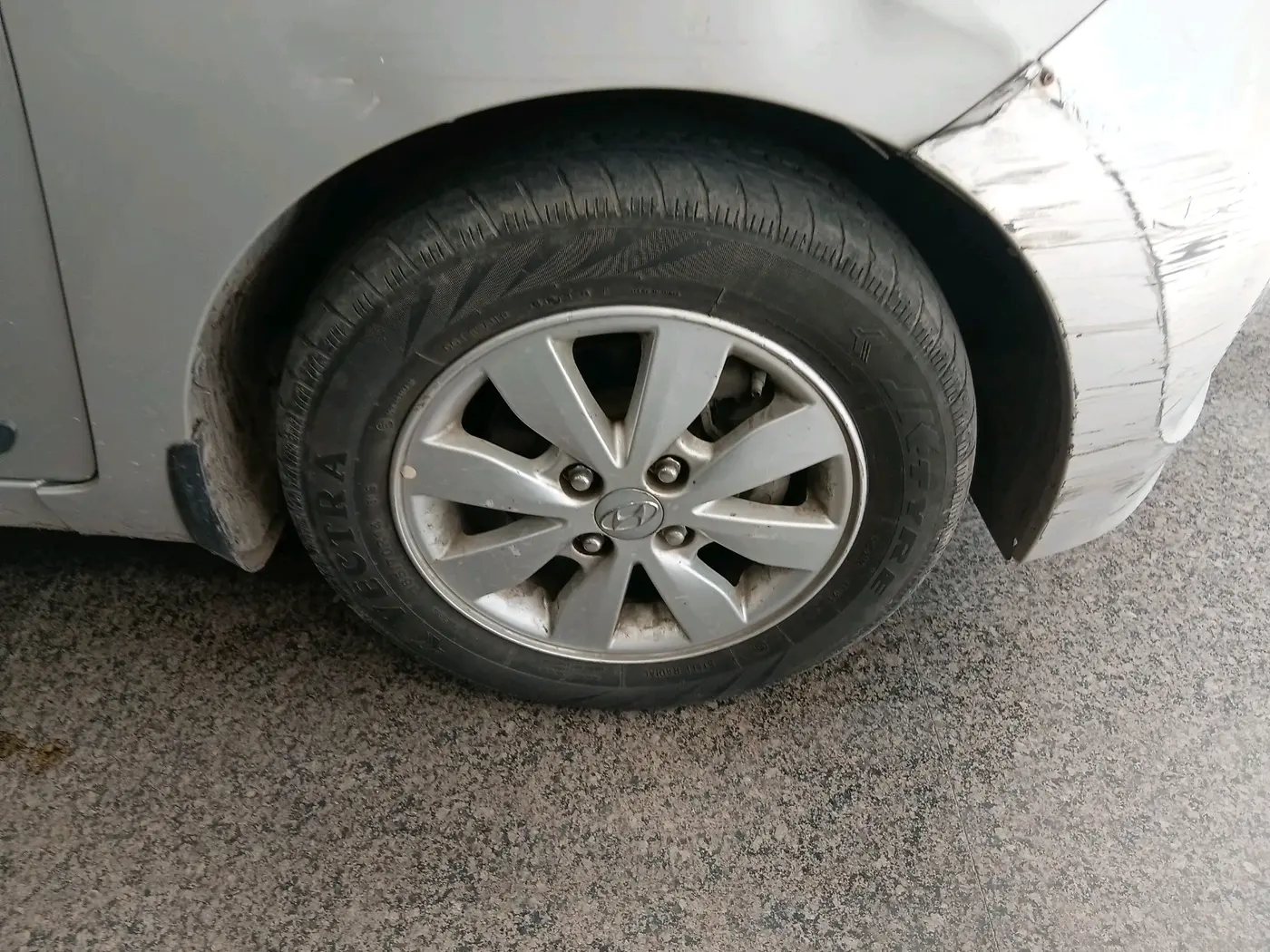 2014 Hyundai Xcent S (O) 1.2, Petrol, Manual, 41,296 km, tyre