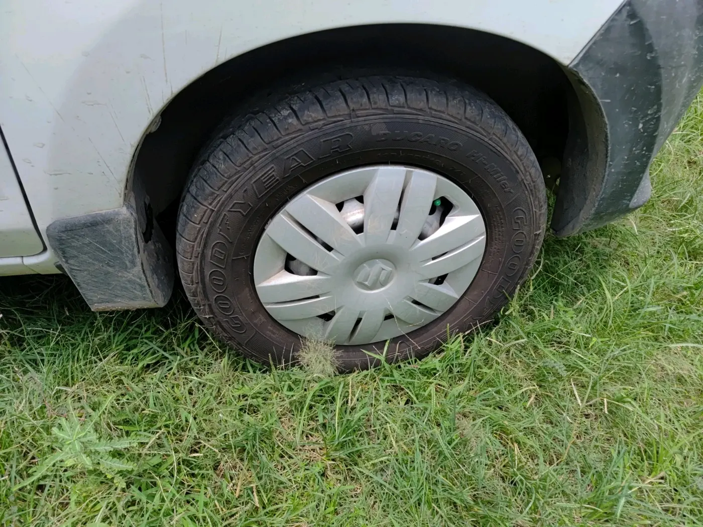 2015 Maruti Alto 800 STD, Petrol, Manual, 57,019 km, tyre