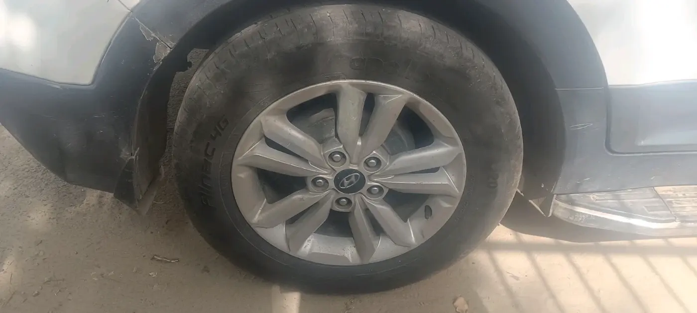 2015 Hyundai Creta SX 1.6 DIESEL, Diesel, Manual, 90,116 km, tyre