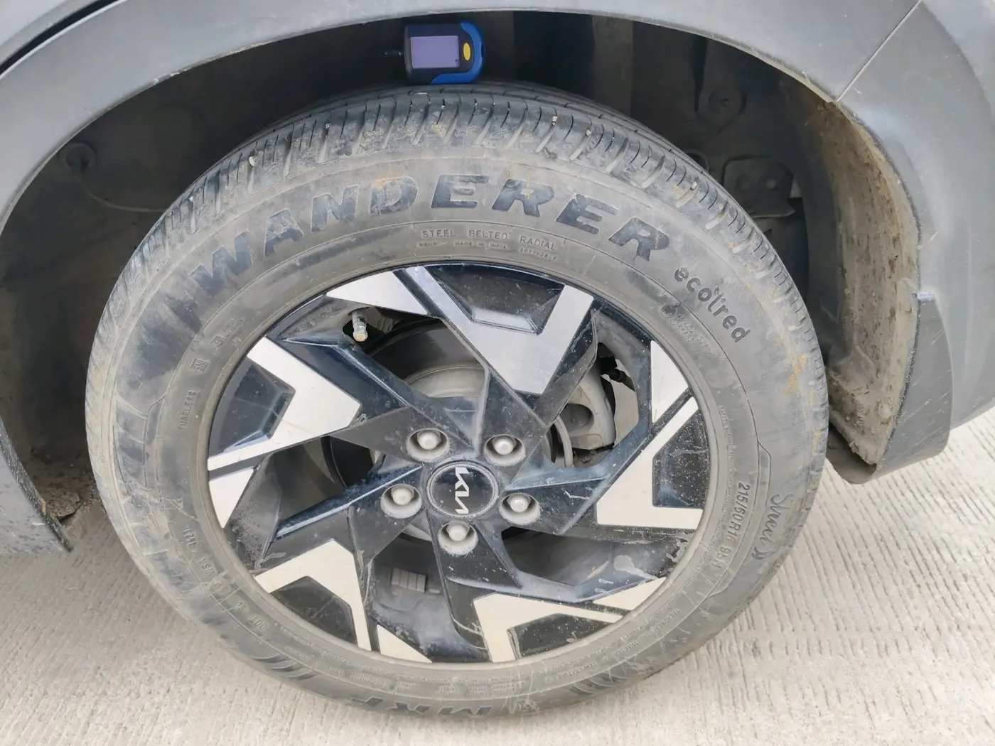 2024 KIA SONET GTX PLUS 1.5 DIESEL AT, Diesel, Automatic, 34,915 km, tyre