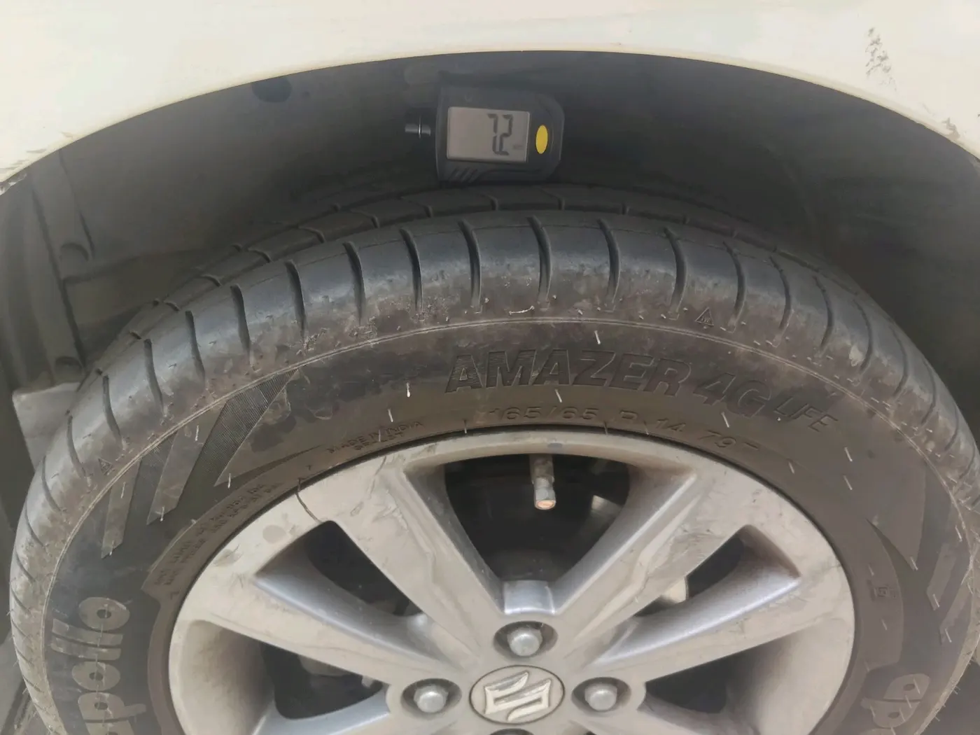 2017 Maruti Wagon R 1.0 VXI+ AMT, Petrol, Automatic, 66,413 km, tyre