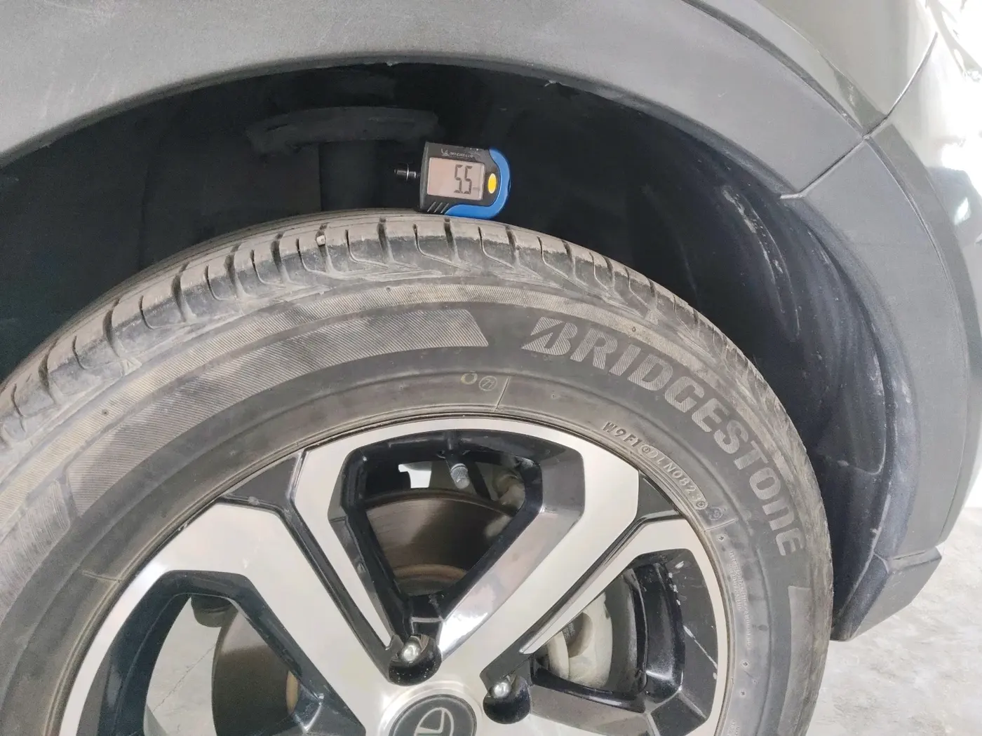 2023 Tata NEXON XZ PLUS PETROL, Petrol, Manual, 44,704 km, tyre