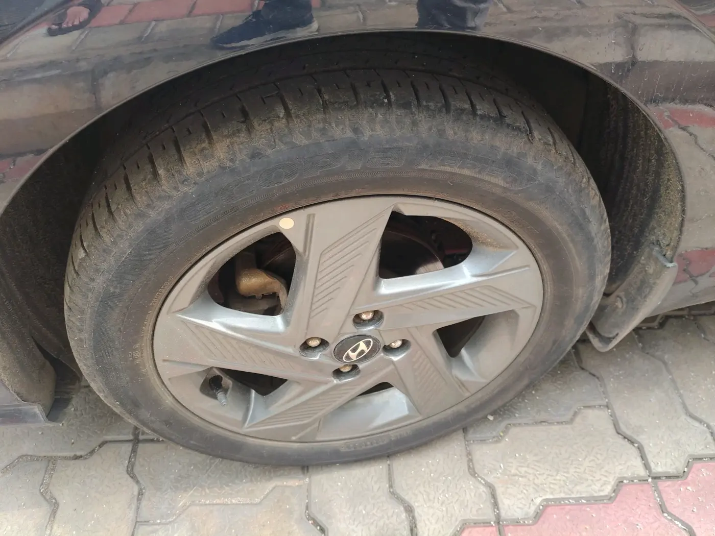 2021 Hyundai Verna SX 1.5 VTVT, Petrol, Manual, 37,649 km, tyre
