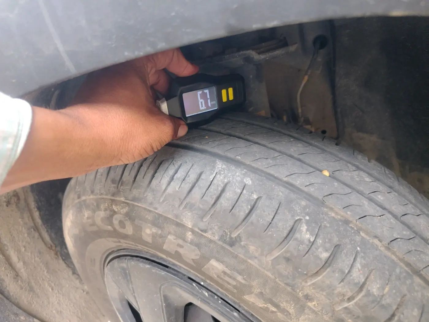 2025 Tata PUNCH PURE MT, Petrol, Manual, 10,284 km, tyre