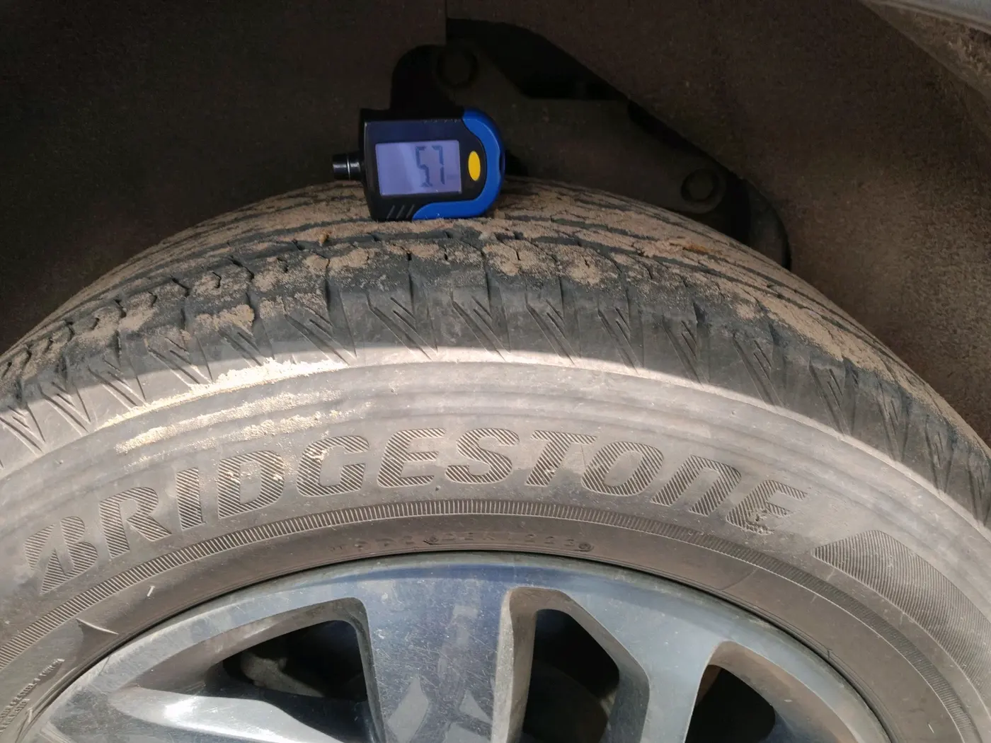 2023 Tata Safari XZA PLUS O DARK EDITION, Diesel, Automatic, 31,621 km, tyre
