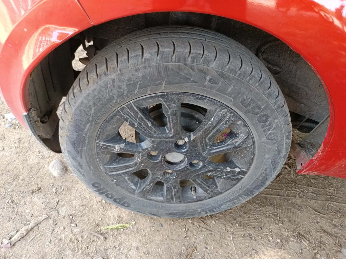 2021 Tata Tiago XT LIMITED EDITION PETROL, Petrol, Manual, 68,573 km, tyre