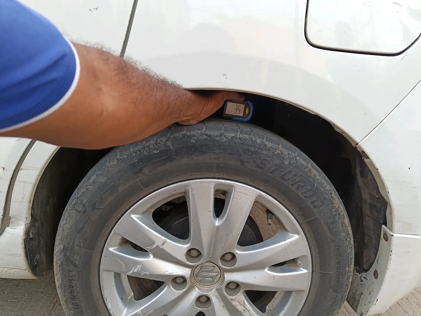 2018 Maruti Ertiga VDI SHVS, Diesel, Manual, 3,31,262 km, tyre