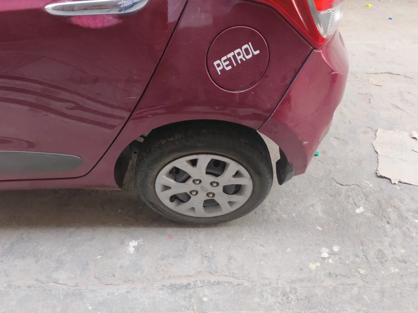 2014 Hyundai Grand i10 SPORTZ 1.2 KAPPA VTVT, Petrol, Manual, 43,786 km, tyre