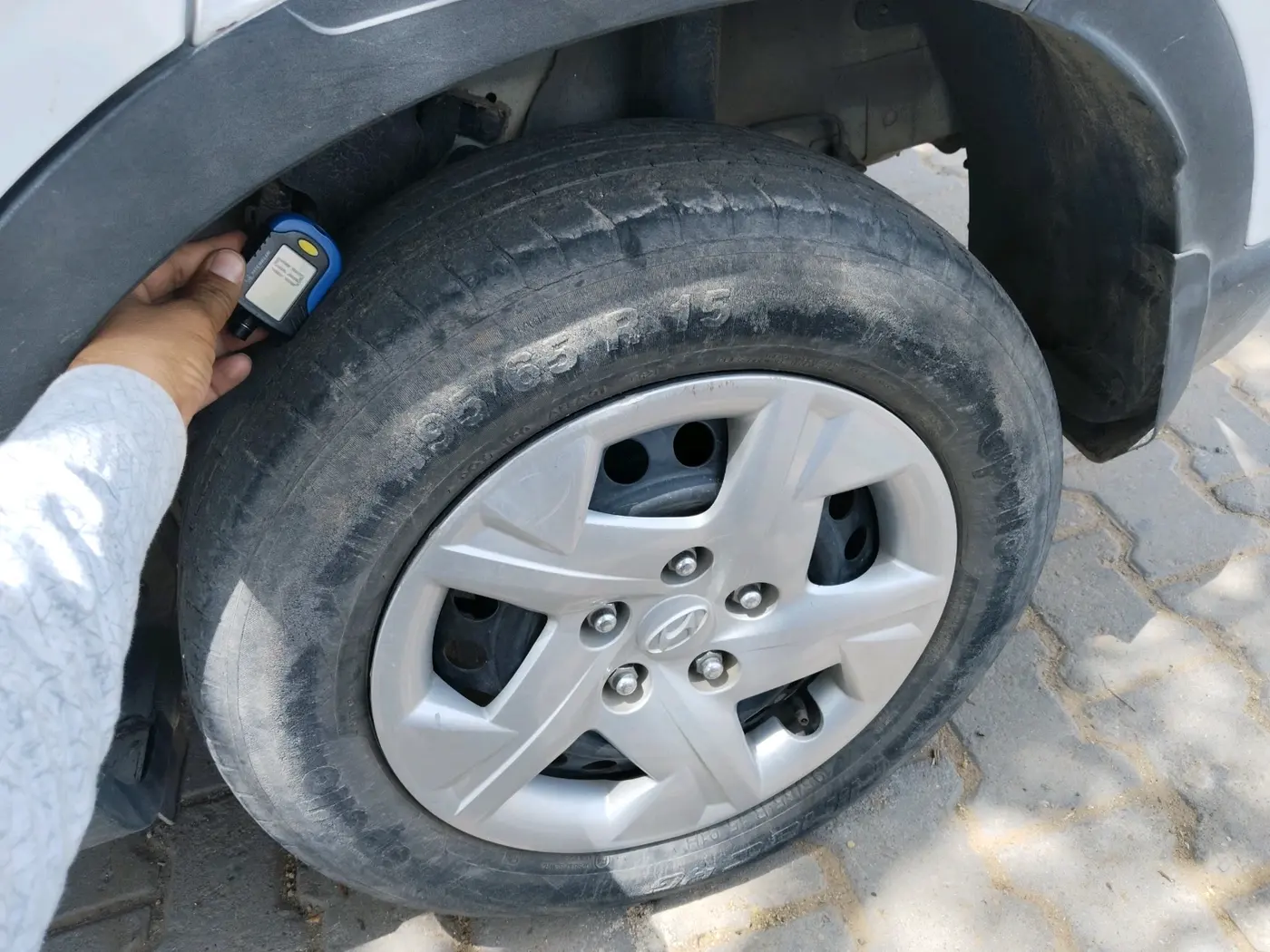 2021 Hyundai VENUE S 1.2, CNG, Manual, 48,636 km, tyre