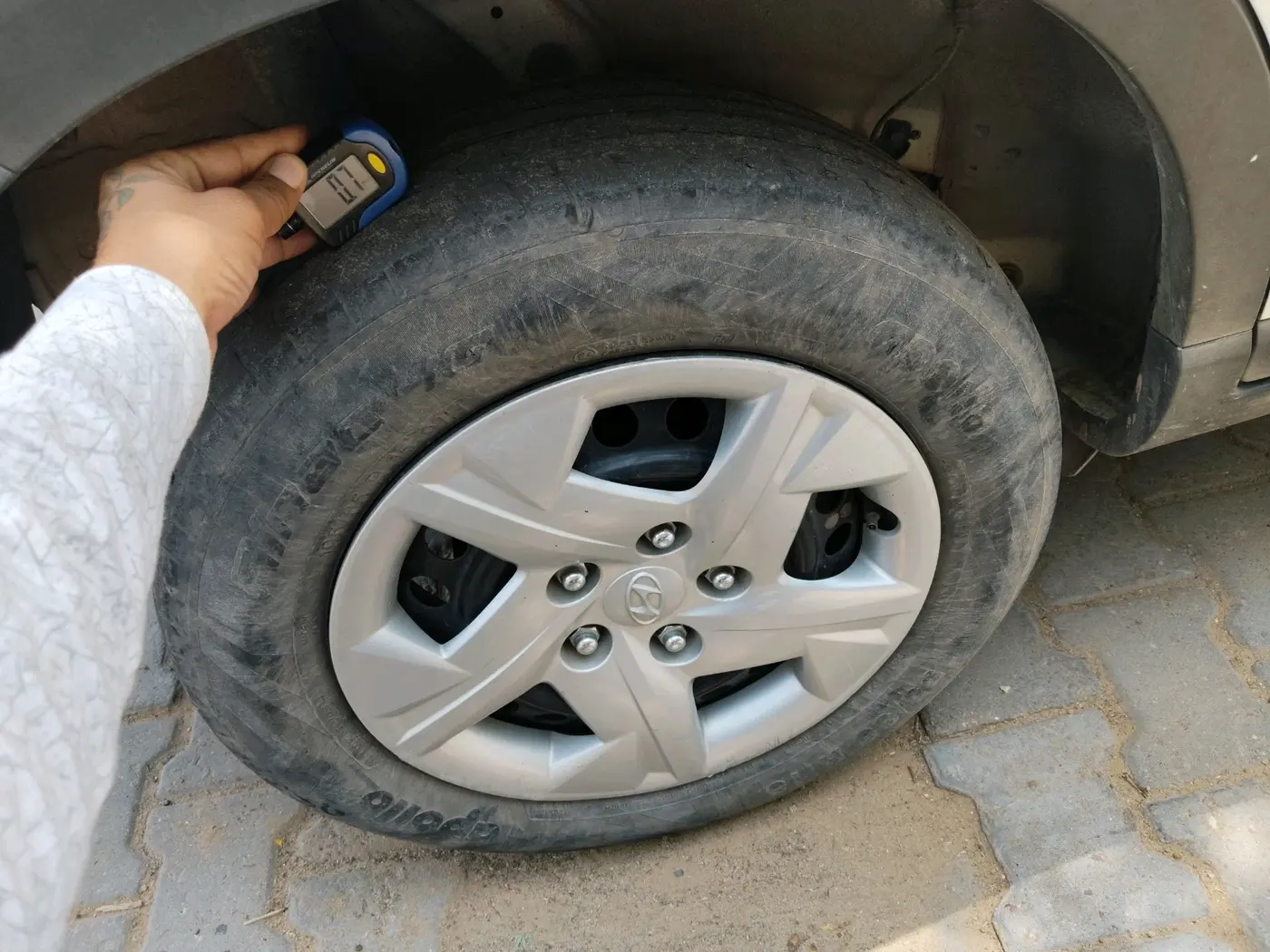 2021 Hyundai VENUE S 1.2, CNG, Manual, 48,636 km, tyre