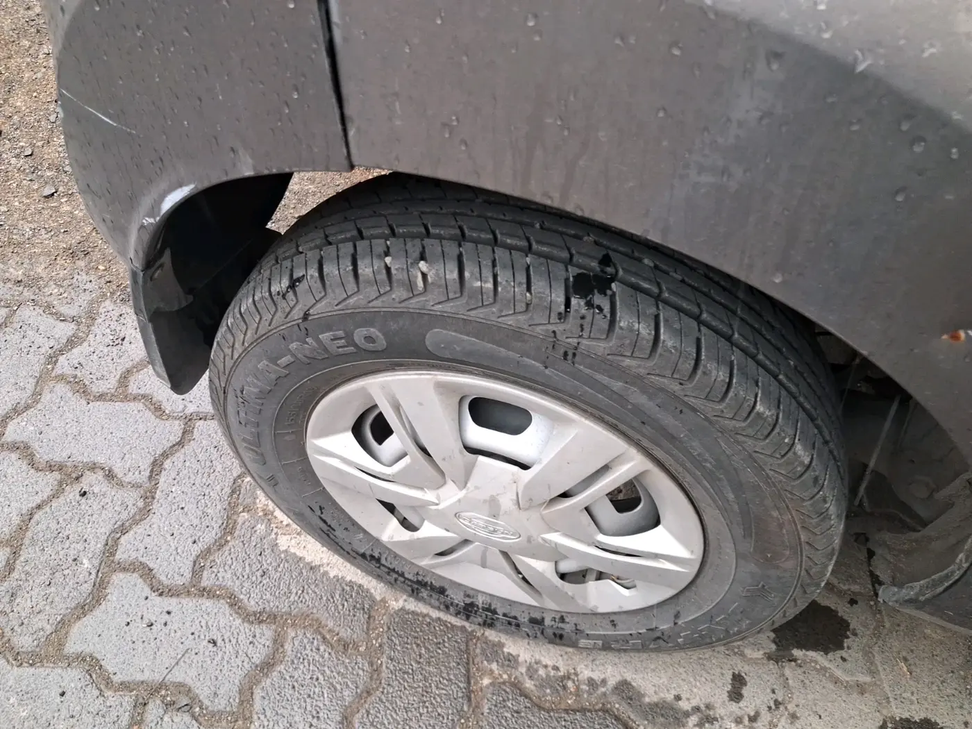 2019 Datsun Go A, Petrol, Manual, 48,291 km, tyre