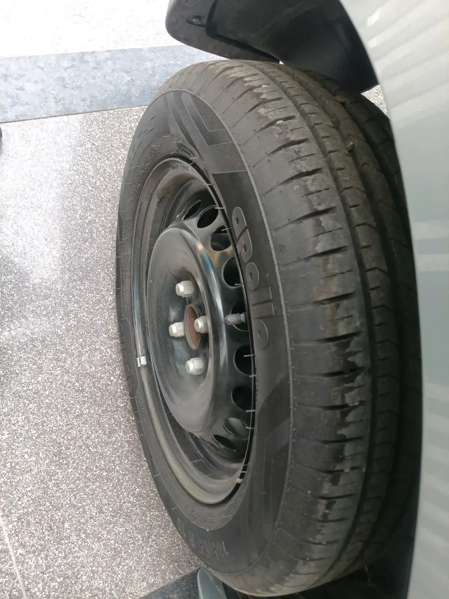 2024 Maruti Baleno DELTA 1.2 AGS, Petrol, Automatic, 24,644 km, tyre