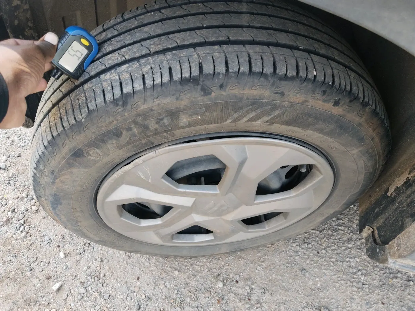 2024 Maruti BREZZA VXI S-CNG, CNG, Manual, 22,415 km, tyre
