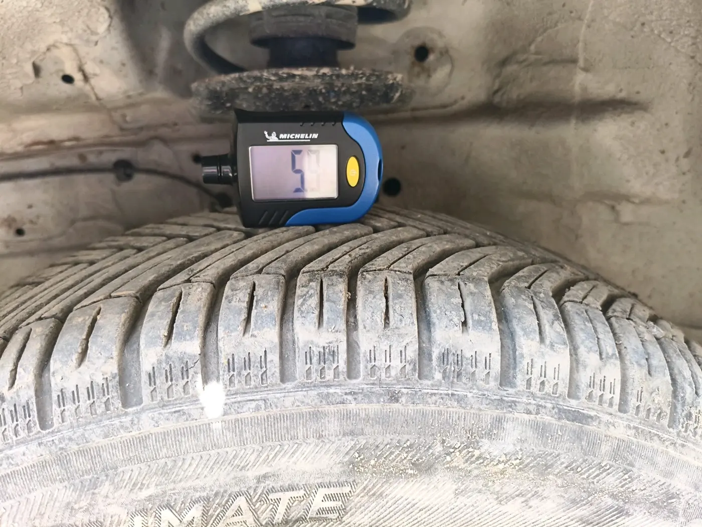 2018 Maruti Ertiga VXI CNG, CNG, Manual, 1,21,776 km, tyre