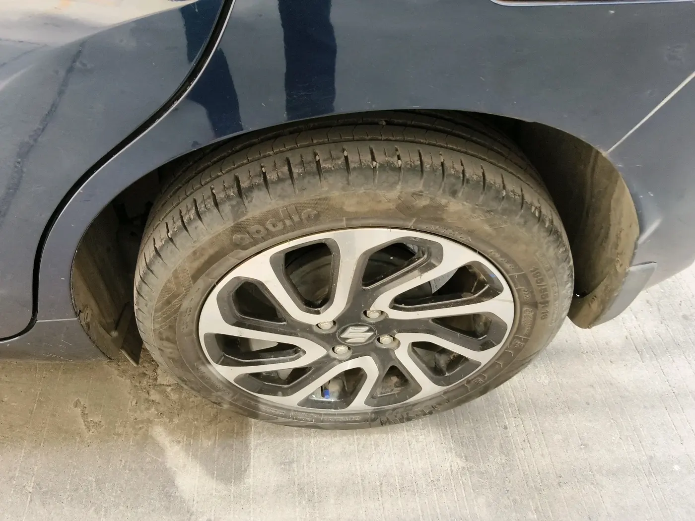 2023 Maruti Baleno ALPHA 1.2 AGS, Petrol, Automatic, 39,214 km, tyre